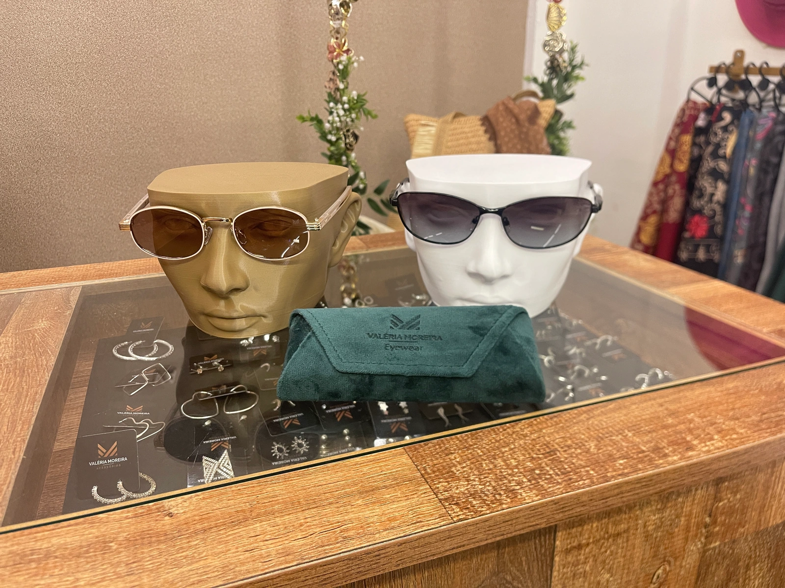 Óculos VM Eyewear de armação metálica